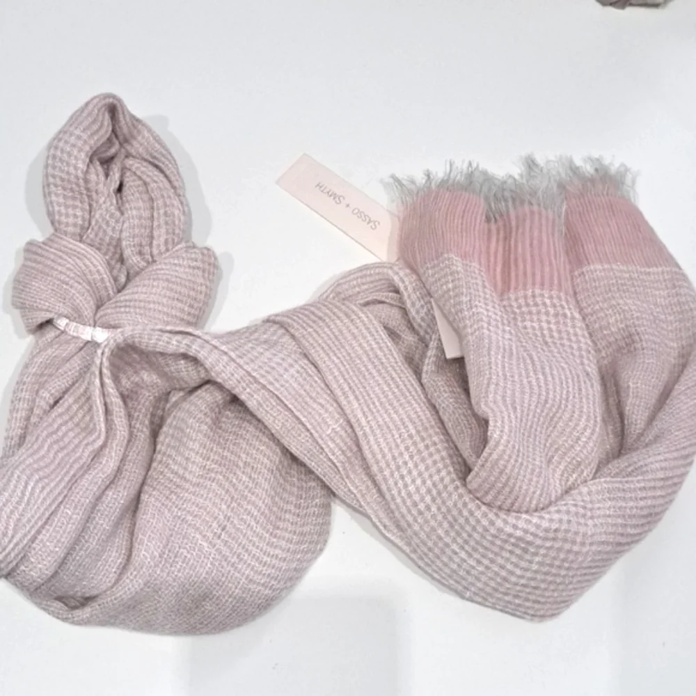 Sasso + Smyth Linen Blend Pink & White Scarf
